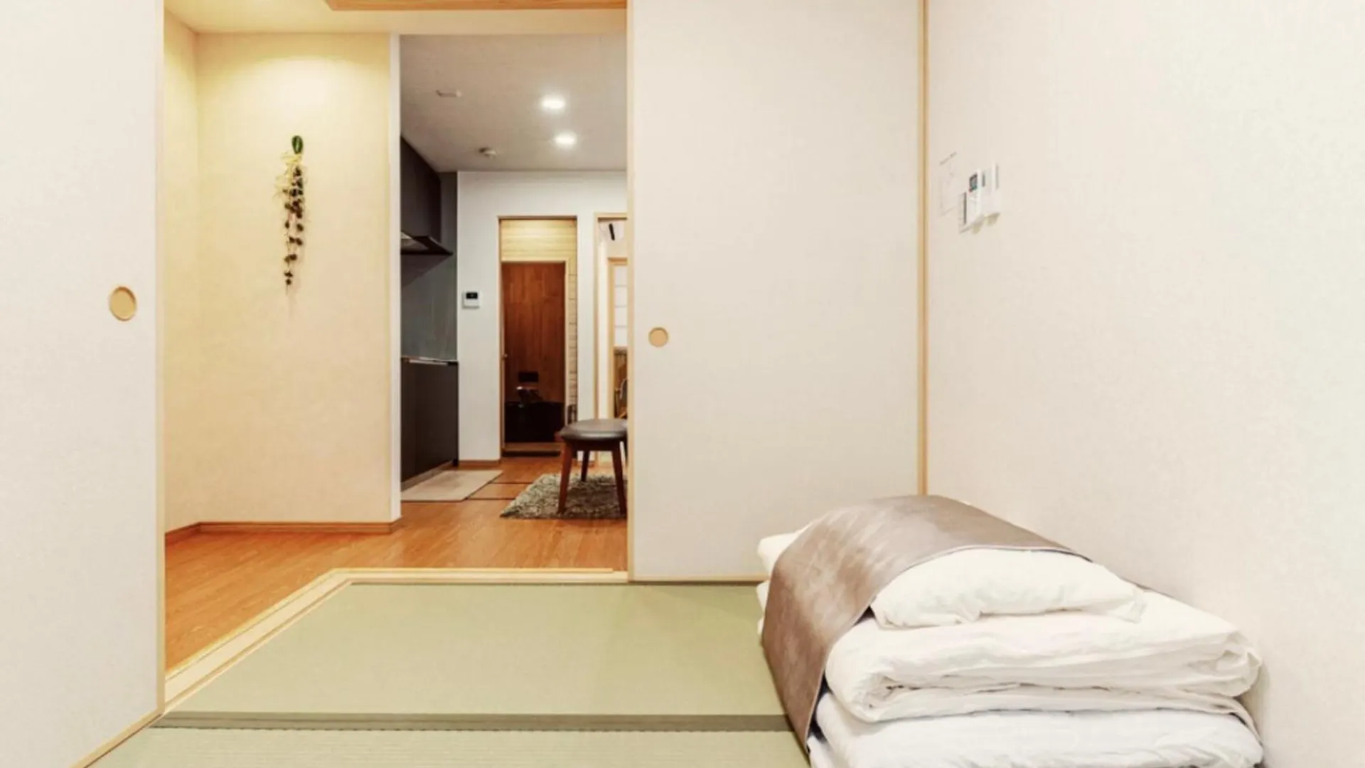 Save Up To Half 7Br 5-Min Walk To Stn Villa Osaka